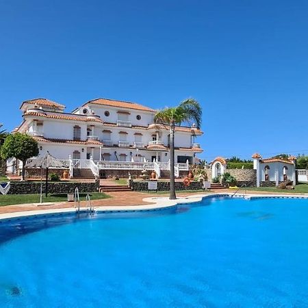 Hotel Diufain Conil De La Frontera Exterior photo