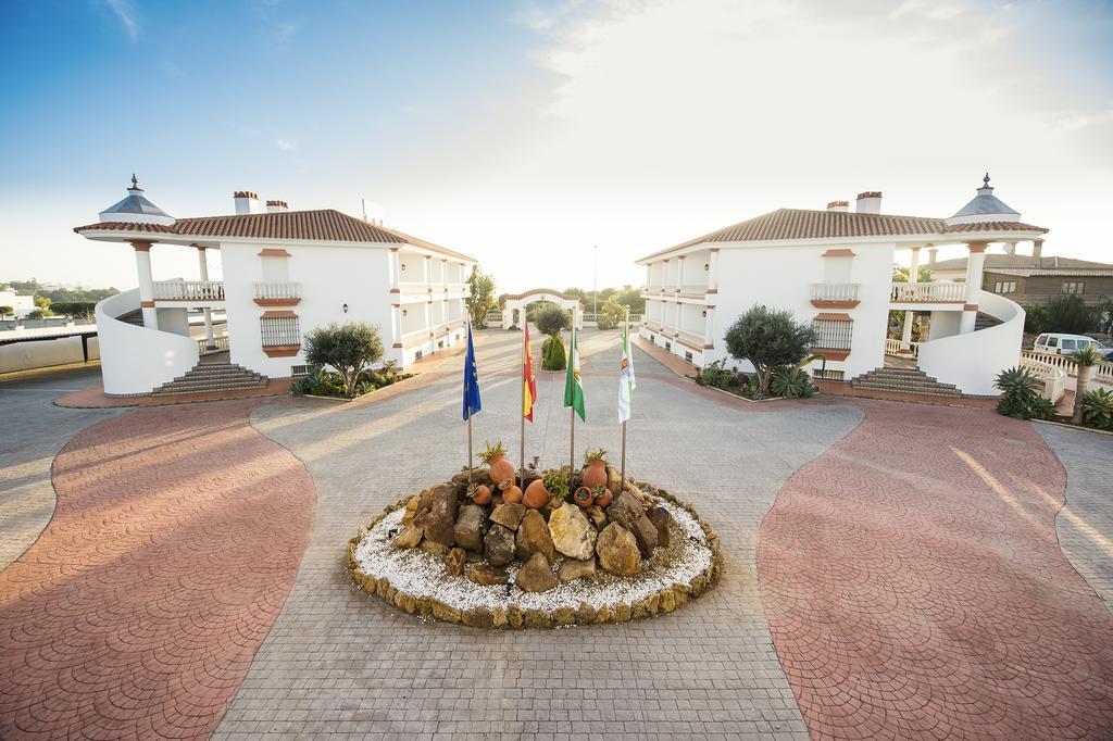 Hotel Diufain Conil De La Frontera Exterior photo