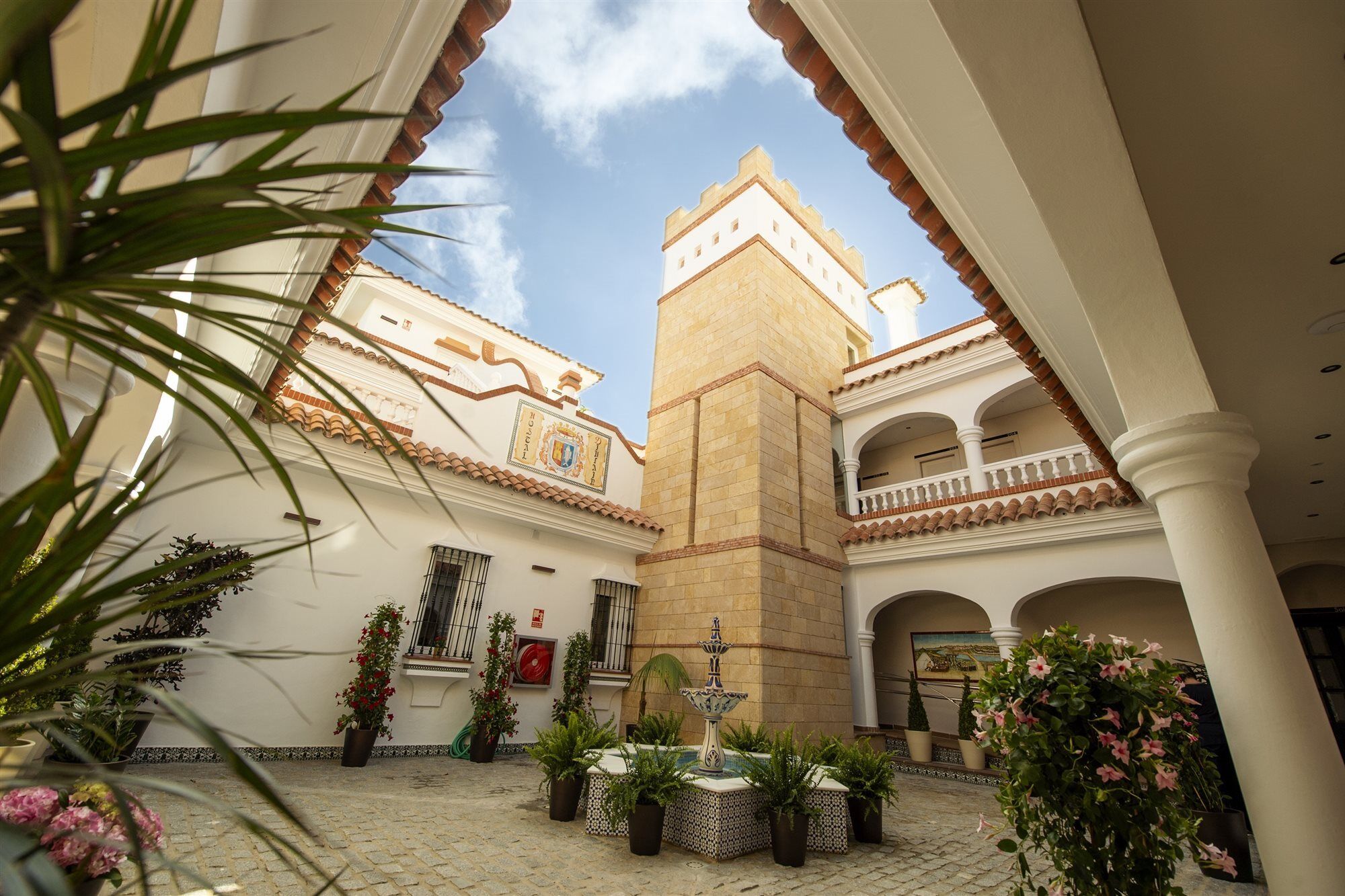 Hotel Diufain Conil De La Frontera Exterior photo